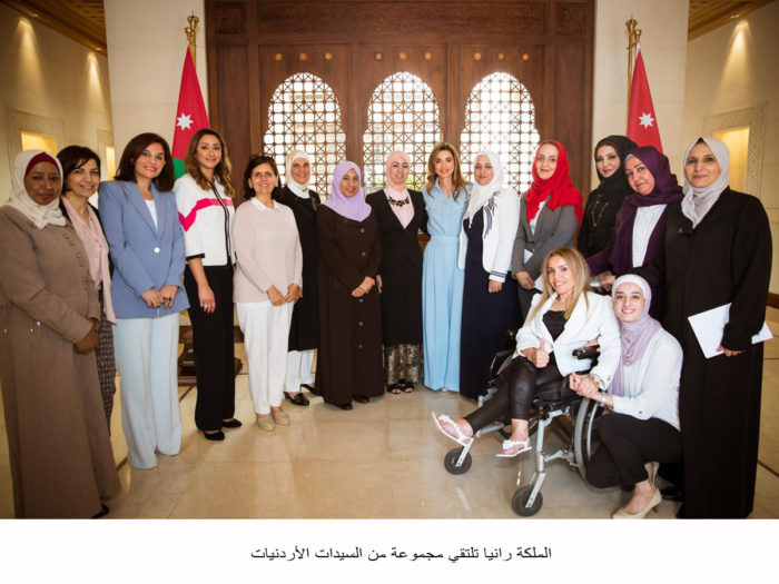 الملكة رانيا تلتقي مجموعة من السيدات الأردنيات