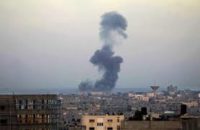 طائرات الاحتلال الإسرائيلي تقصف موقعا شمال قطاع غزة