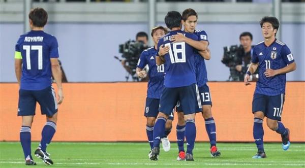 كأس آسيا: اليابان تقلب الطاولة على أوزبكستان وتتصدر المجموعة السادسة