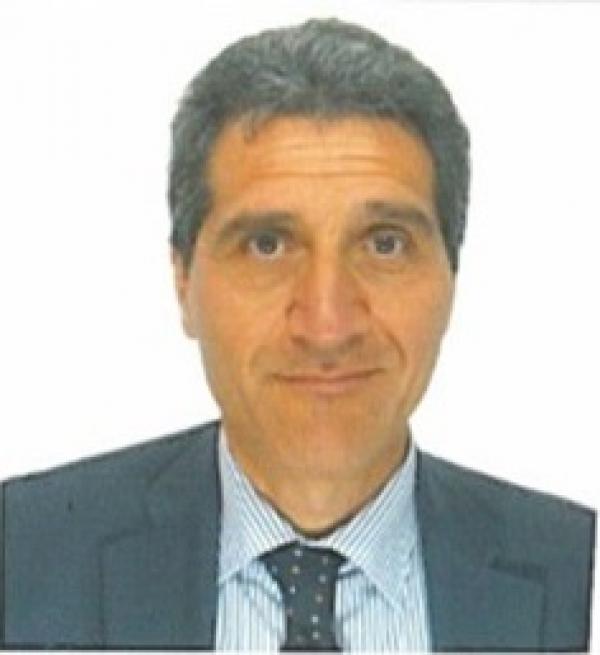 عمون - يتشارك الأردن وإيطاليا في وجهات نظر مهمة حول منطقة البحر الأبيض المتوسط المشتركة. لقد ورثت بلداننا الغنية بالتاريخ والتقاليد التي دامت آلاف السنين إرثًا ثقافيًا مثيرًا للإعجاب، قُدِّر أن يتم نقله وحمايته للأجيال القادمة. بهذه الروح، ستستضيف إيطاليا المؤتمر الدولي التالي حول تاريخ وآثار الأردن (ICHAJ 14) ، وهو فعالية دولية تحتل مكانة مرموقة وتعقد كل ثلاث سنوات منذ عام 1980 بالتناوب مع عمان، وفي بلد يساهم بنشاط في التحقيقات الأثرية في الأردن. سيعقد المؤتمر في مدينة فلورنس إعتباراً من 21 ولغاية 25 كانون الثاني 2019 تحت رعاية صاحب السمو الملكي الأمير الحسن بن طلال. ولأول مرة في إيطاليا ، يشرفنا أن نرحب بأبرز العلماء (المؤرخين وعلماء الآثار والمهندسين المعماريين) من أهم معاهد البحث في العالم لمناقشة الدور الذي تلعبه المجتمعات التاريخية في الأردن في تطوير الحضارات الأوروبية المتوسطية والشرقية. تحمل هذه الدورة لعام 2019 عنوان "الثقافة في أزمة: التدفقات البشرية والأعمال الفنية والأفكار". كما سيتم افتتاح معرض حول أعمال البعثات الأثرية الإيطالية في الأردن في فلورنس وسيقام أيضاً في الأردن في وقت لاحق من هذا العام. يمثل هذا المؤتمر مرحلة جديدة في التعاون المثمر بين إيطاليا والأردن في مجال تعزيز وحماية التراث الثقافي. إذ نحن نعمل لسنوات عديدة في الأردن من خلال العديد من المشاريع، من خلال البعثات الأثرية الإيطالية، والوكالة الإيطالية للتعاون الإنمائي (AICS) ، والمشاريع بالتعاون مع مكتب اليونسكو في عمان. وتشمل المشاريع الرئيسية، التي تبلغ قيمتها الإجمالية 5 ملايين دولار ، الحفاظ على السيق في مدينة البتراء، وإنشاء مركز ترميم في جرش، لتكون نقطة مرجعية للمنطقة بأسرها. سوف يستمر التزام إيطاليا بالعمل في الأردن بهذه الأسس الصلبة. نحن مقتنعون بأن الحفاظ على التراث الثقافي وحمايته هو مصدر للتنمية والرفاهية التي سنستثمر فيها ونؤمن بها أكثر فأكثر.