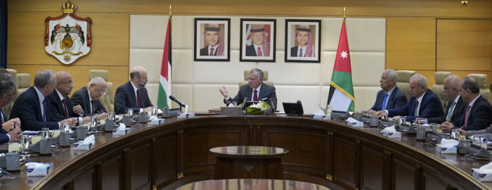 الملك: التعيينات في الحكومة يجب أن تكون على أساس الكفاءة وعلى الحكومة إعادة النظر في أي تعيين غير مستحق