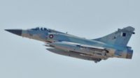 وزارة الدفاع القطرية: تصادم طائرتي تدريب عسكريتين ونجاة قائديهما