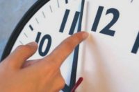 بدء العمل بالتوقيت الشتوي الجمعة المقبلة بدء العمل بالتوقيت الشتوي الجمعة المقبلة